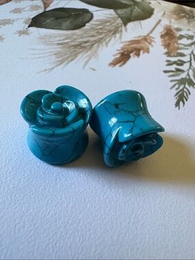 Turquoise Rose Carved Ear Gauge Plugs - 9/16” 14mm